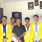 MAHASISWA UNISAP RAMPUNGKAN PKL DI WARTANET NKRI, DOSEN HARAP JADI WARTAWAN PROFESIONAL MAHASISWA UNISAP RAMPUNGKAN PKL DI WARTANET NKRI, DOSEN HARAP JADI WARTAWAN PROFESIONAL