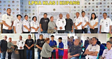 Alumni SDK St. Yoseph Naikoten Kupang Tebar Kasih di LPKA Kelas I