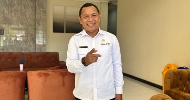 PEMKAB MANGGARAI BARAT MEMELIHARA LOCE UNTUK KESEJAHTERAAN MASYARAKAT PEMKAB MANGGARAI BARAT MEMELIHARA LOCE UNTUK KESEJAHTERAAN MASYARAKAT