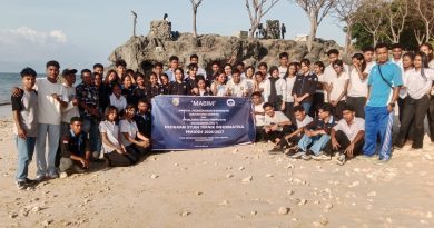 MABIM HMTI Universitas San Pedro Bekali Mahasiswa Baru dengan Wawasan Prodi, AI, Organisasi dan Kebersamaan MABIM HMTI Universitas San Pedro bersama mahasiswa baru Teknik Informatika